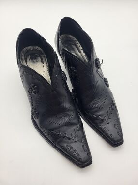 Black Embossed Leather Western Country CowGirl Festival  Slip-On Ankle Boots